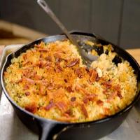 Skillet Bacon Mac and Cheese image