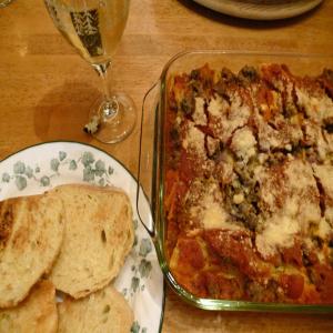 Baked Manicotti With Meat Sauce image