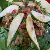 Warm Spinach and Pear Salad With Bacon Dressing image