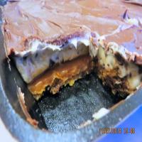 Caramel Chocolate Chip Skillet Cookie_image