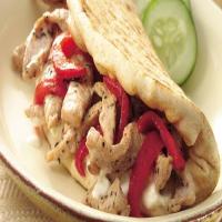 Peppered Pork Pitas with Garlic Spread_image
