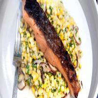 Grilled Salmon with Corn and Mushrooms_image