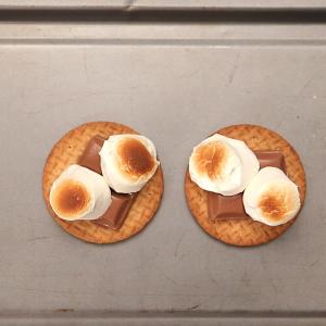 British S'mores Recipe by Tasty_image