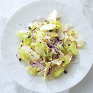 Escarole Salad with Horseradish and Capers_image