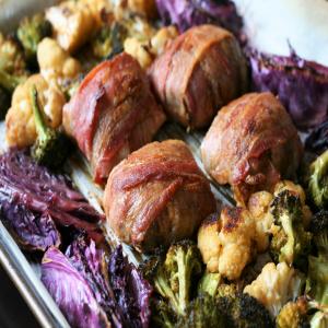 Keto Smoky Chicken and Vegetable Sheet Pan Dinner_image