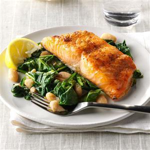 Salmon with Spinach & White Beans Recipe_image