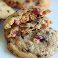 Chocolate Chip Cookies with Pomegranate Seeds_image
