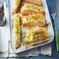 Baked salmon with parmesan and parsley crust_image