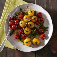 Blistered Tomatoes with Herbs_image