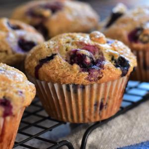 Make-Ahead Blueberry-Cinnamon Muffins_image