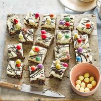 Easter rocky road cheesecake bars image