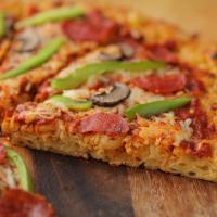 Mac 'N' Cheese Crust Pizza Recipe by Tasty_image