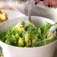Brussels Sprout-Leaf Salad_image