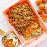 Apricot Crumble with Coconut Crumble Topping_image
