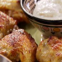Roasted Curry Chicken Thighs with Yogurt Cumin Sauce_image