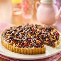 Chocolate-Cashew-Cranberry Tart_image