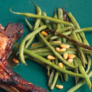 Caramelized Green Beans with Pine Nuts_image