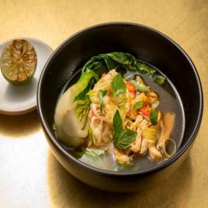 Filipino Chicken Soup with Coconut Rice_image