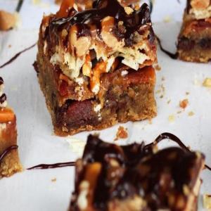Bacon, Beer and Potato Chip Cookie Bars_image