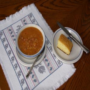 Outstanding Ham and Bean Soup_image