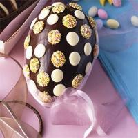 Simple chocolate button egg_image