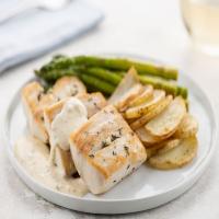Mahi-Mahi in Sauce Normandy with truffled pommes Anna and asparagus_image