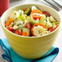 Marinated Fresh Vegetable Salad image