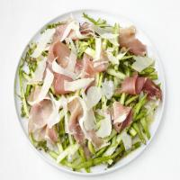 Shaved Asparagus and Prosciutto Salad_image