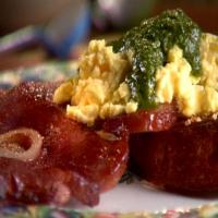 Spinach Pesto Scrambled Eggs on Garlic Brioche with Country Ham image