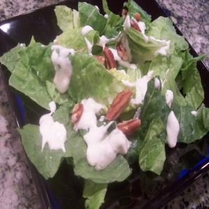 Hearts of Romaine With Roquefort and Toasted Pecans_image