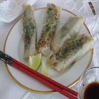 Tuna Spring Rolls With Lime/soy Sauce image