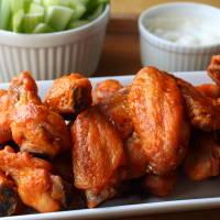Authentic Anchor Bar Buffalo Chicken Wings Recipe - (3.8/5)_image