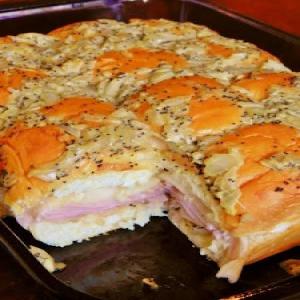 Kings Hawaiian Baked Ham Swiss Sandwiches_image