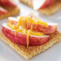 Cheese and Apple 'Toasts'_image