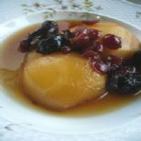 Pears Poached in Earl Grey Tea with Dried Fruit_image