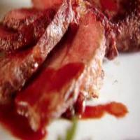 GRILLED FLANK STEAK WITH RED WINE SAUCE_image