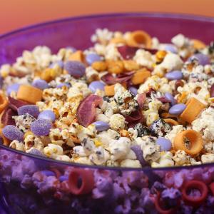 Sweet And Spicy 1up Popcorn Mix Recipe by Tasty_image