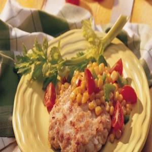 California-Style Turkey Patties with Corn and Tomato Relish_image
