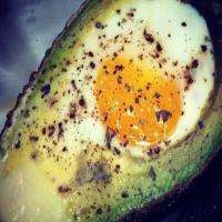 Avocado Egg Breakfast_image