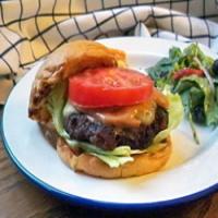 Grilled Bacon and Swiss Burger Recipe_image