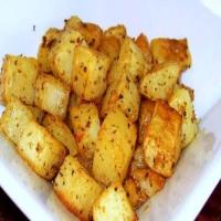 ~ Roasted Garlic Seasoned Potatoes ~_image