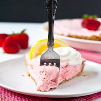 Frozen Strawberry Lemonade Pie Recipe - (4.3/5)_image