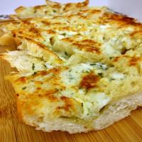 Gorgonzola Garlic Bread Recipe - (4.4/5)_image