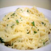 Creamy Garlic Pasta Recipe - (4.3/5)_image