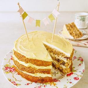 Bourbon-infused carrot cake_image