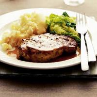 Pork steaks with gin & coriander sauce_image