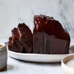 Chocolate Loaf Cake With Easy Chocolate Glaze_image