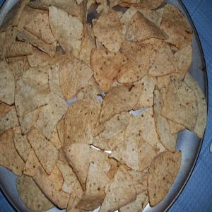 HOMEMADE BAKED TORTILLA CHIPS (SALLYE)_image