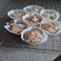 Easy Applesauce Muffins_image