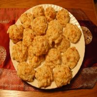 Cheddar Bay Biscuits (Red Lobster Style) image